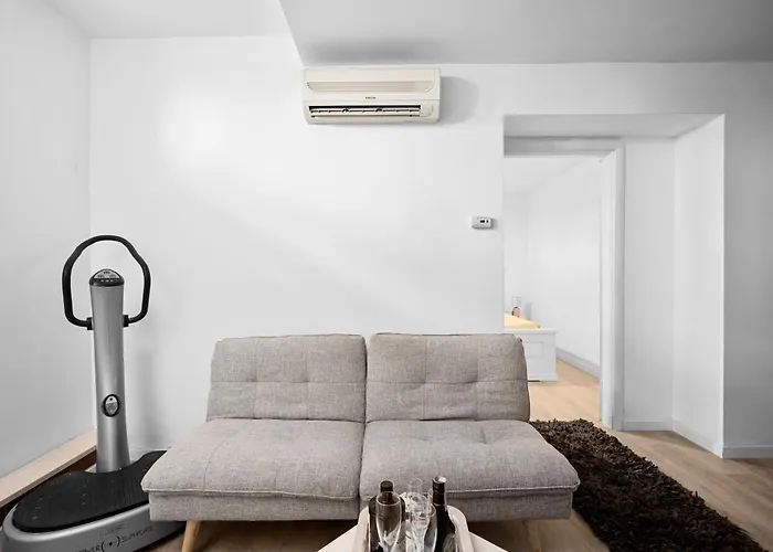 Vibe With Pool וילה