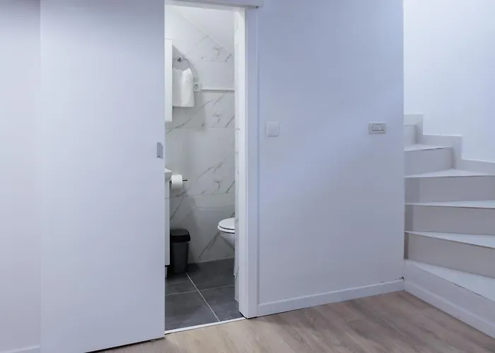 Vibe With Pool * ספליט