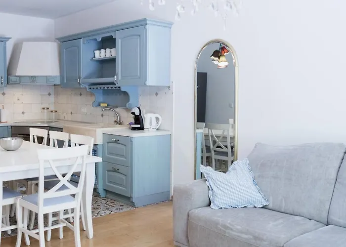 Vibe With Pool ספליט